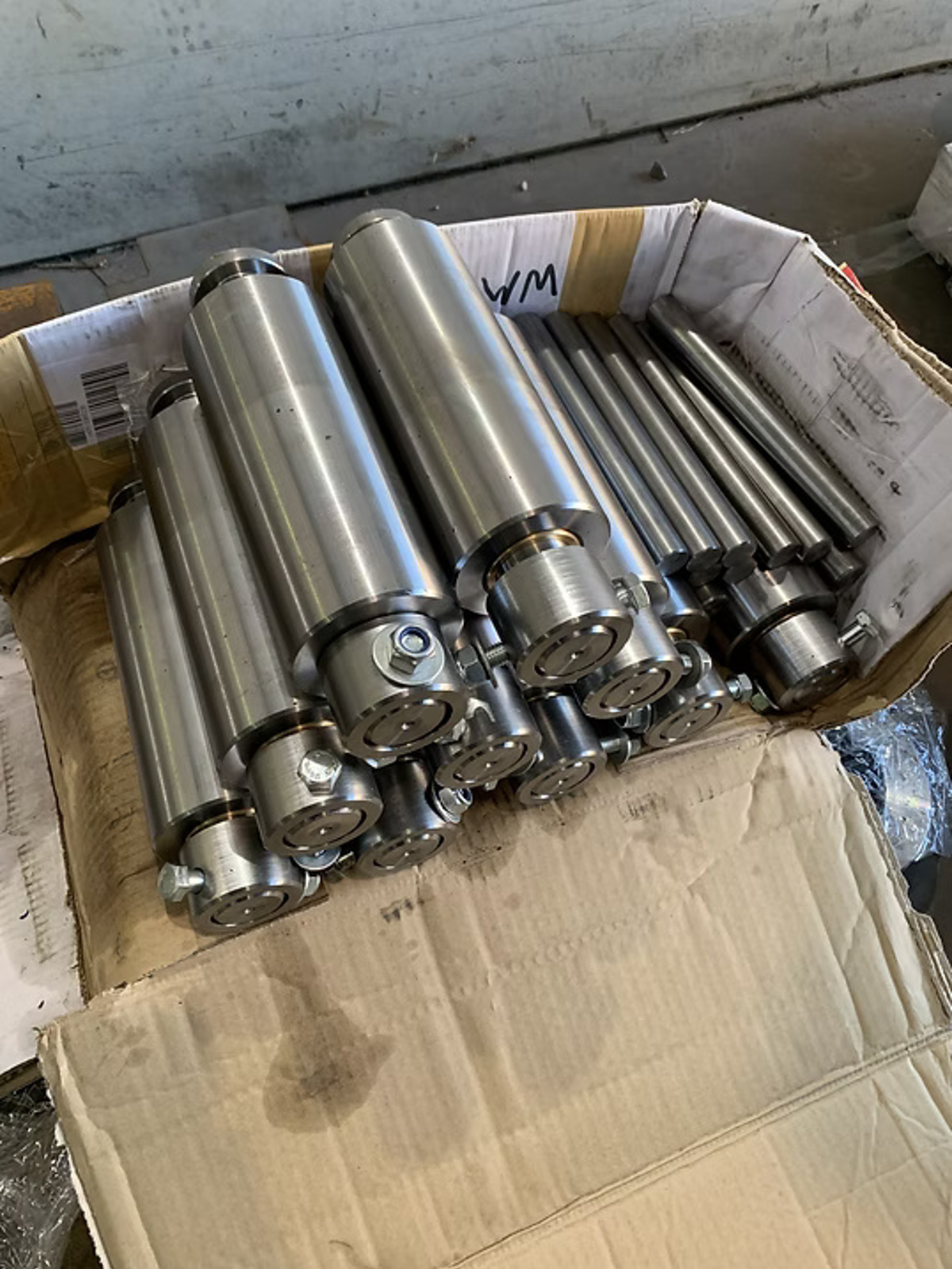machined-and-assembled-rollers.jpg